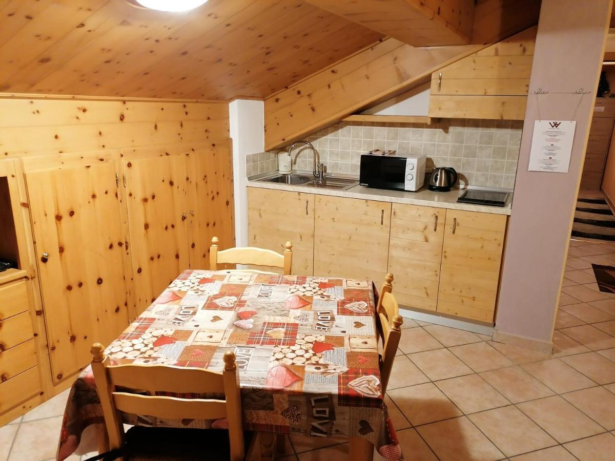 Wood Apartments 리비뇨 외부 사진